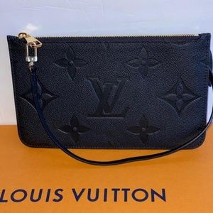 LOUIS VUITTON 2021 Monogram Empreinte Neverfull Pouchette - NEW